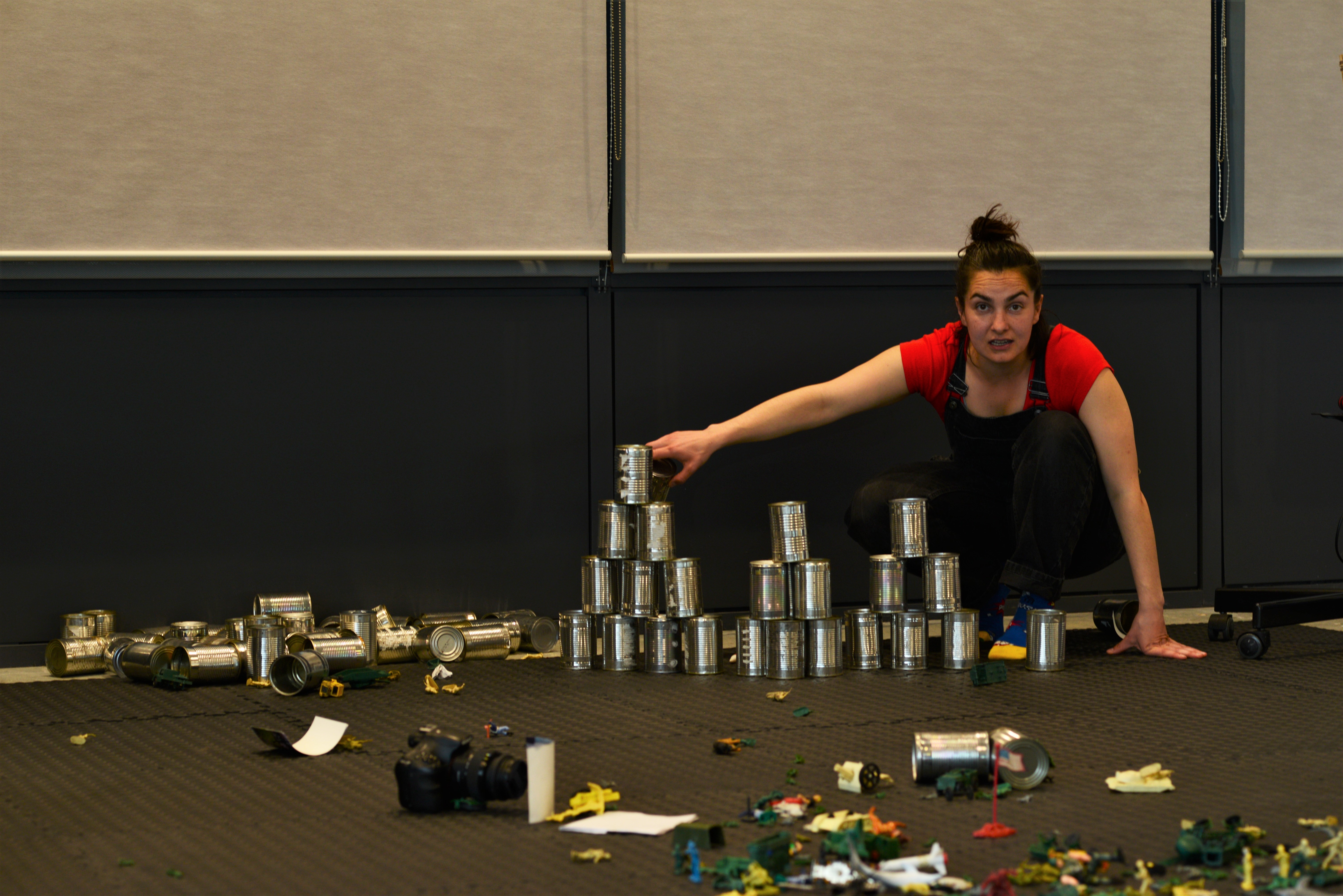 Picture of actor Jelena Bašić during rehearsal of Bambiland